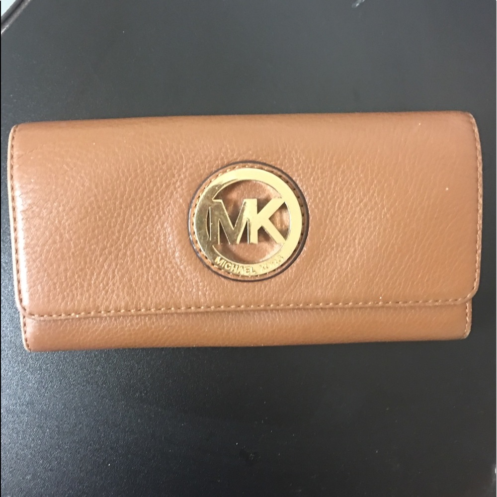 Tan Michael Kors wallet